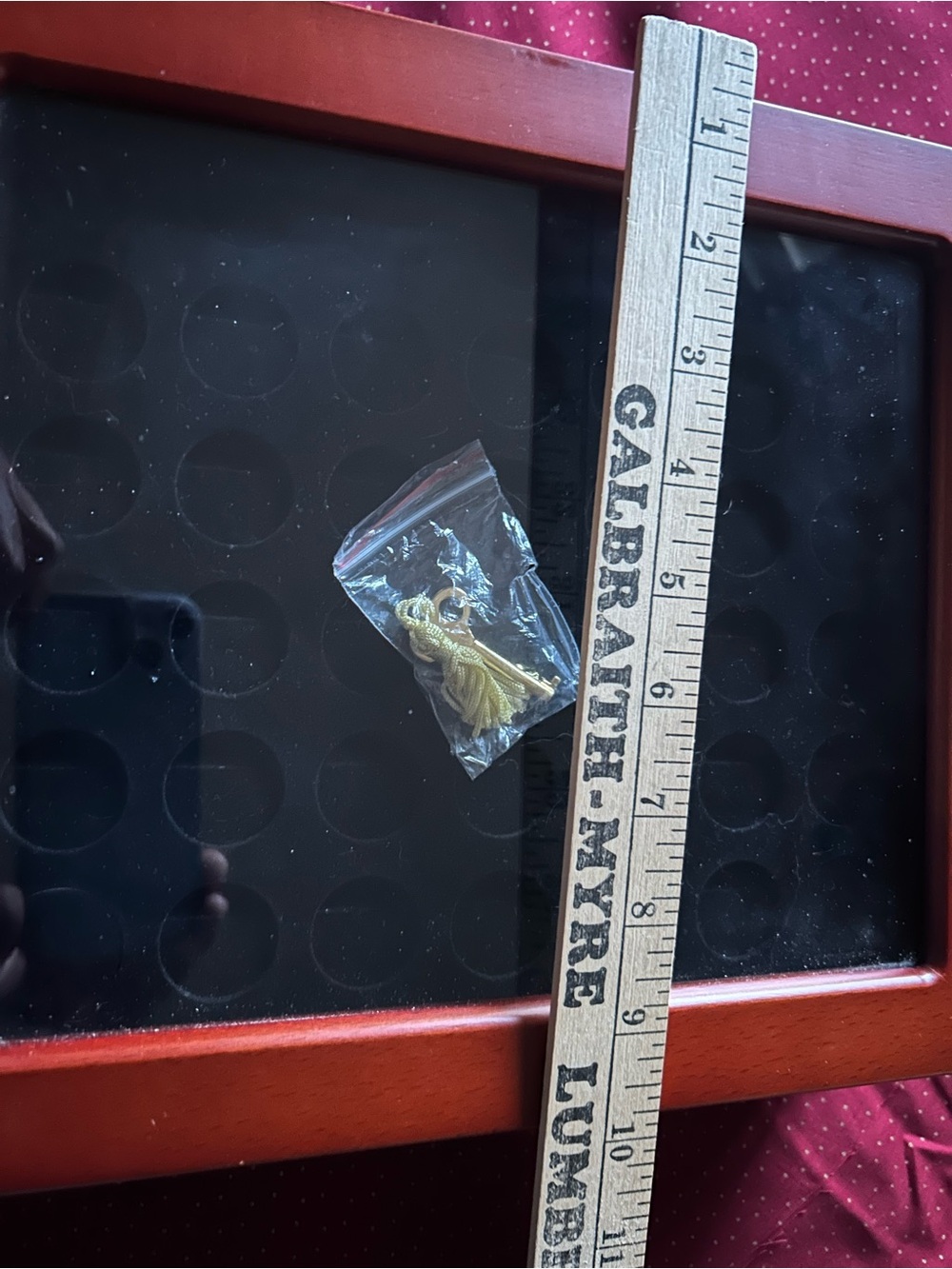 Quarter Display Case for Collection Of Coins Glass Top Key Included - Picture 9 of 10